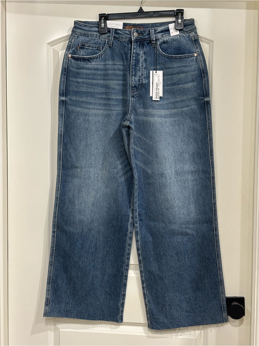 Judy Blue Medium Blue High-Rise Wilhemina Baggy Jeans
